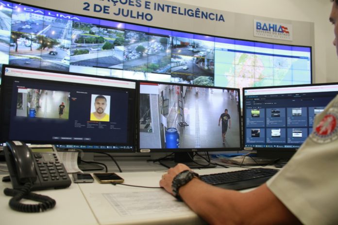 Rui Costa assina ordem de serviço para ampliar reconhecimento facial e de placas no estado 8