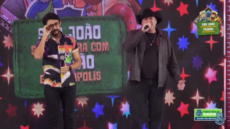 Adelmário Coelho e Roni Brasil fecham com chave de ouro a última noite da live "São João se Encontra com Pedrão em Eunápolis" 43