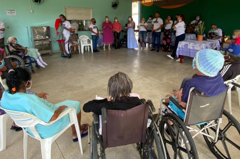 Dia dos Avós é comemorado com café da manhã especial no Recanto dos Idosos 41