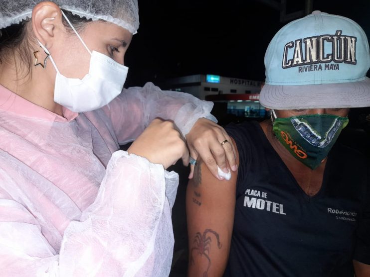 Secretaria de Saúde de Eunápolis inicia vacinação de pessoas em situação de rua contra a Covid-19 113