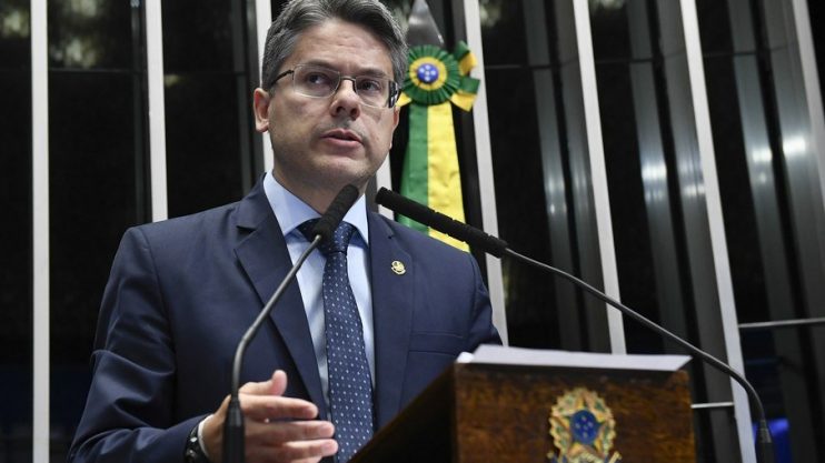 Senador Alessandro Vieira, da CPI, se lança como pré-candidato a presidente 4