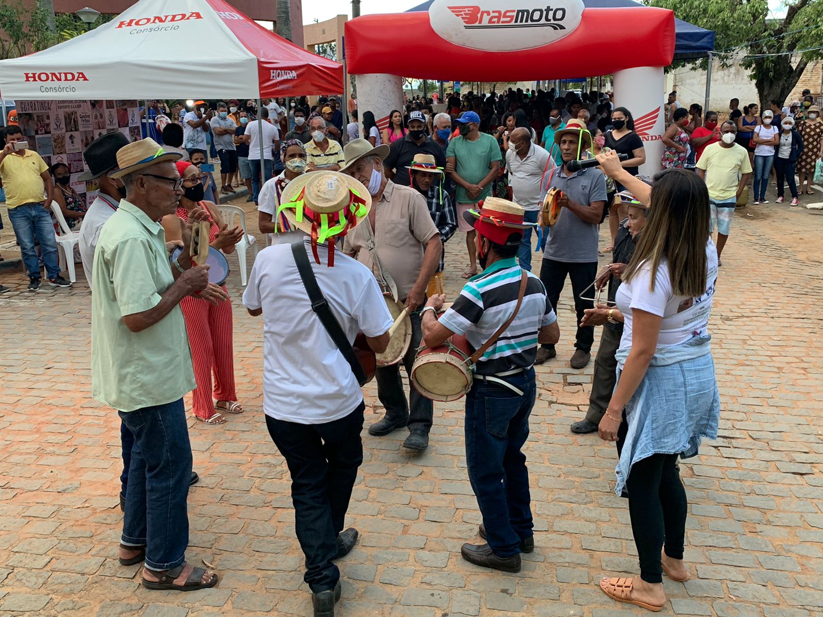 Gastronomia, artesanato e ciclismo atraem turistas nos festejos de 60 anos de Guaratinga 35