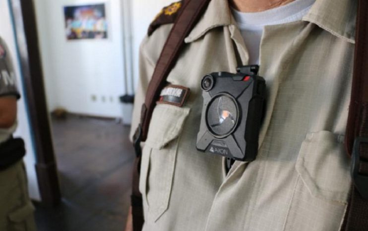 Testes de câmeras acopladas em fardas de policiais na Bahia serão iniciados nesta semana 109