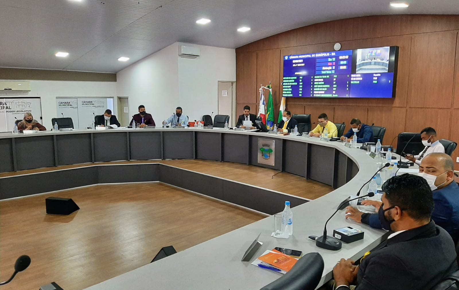 Vereador Francis faz homenagem aos 25 anos de Ordenação Episcopal do Bispo Dom José Edson de Santana 6