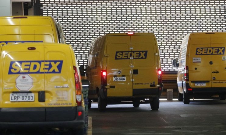 Correios realiza grande leilão de 61 mil itens, incluindo iPhones e computadores 5