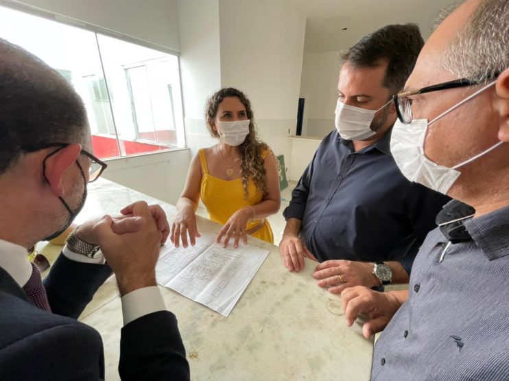 Eunápolis: Obra inacabada revela desperdício com o dinheiro público 23