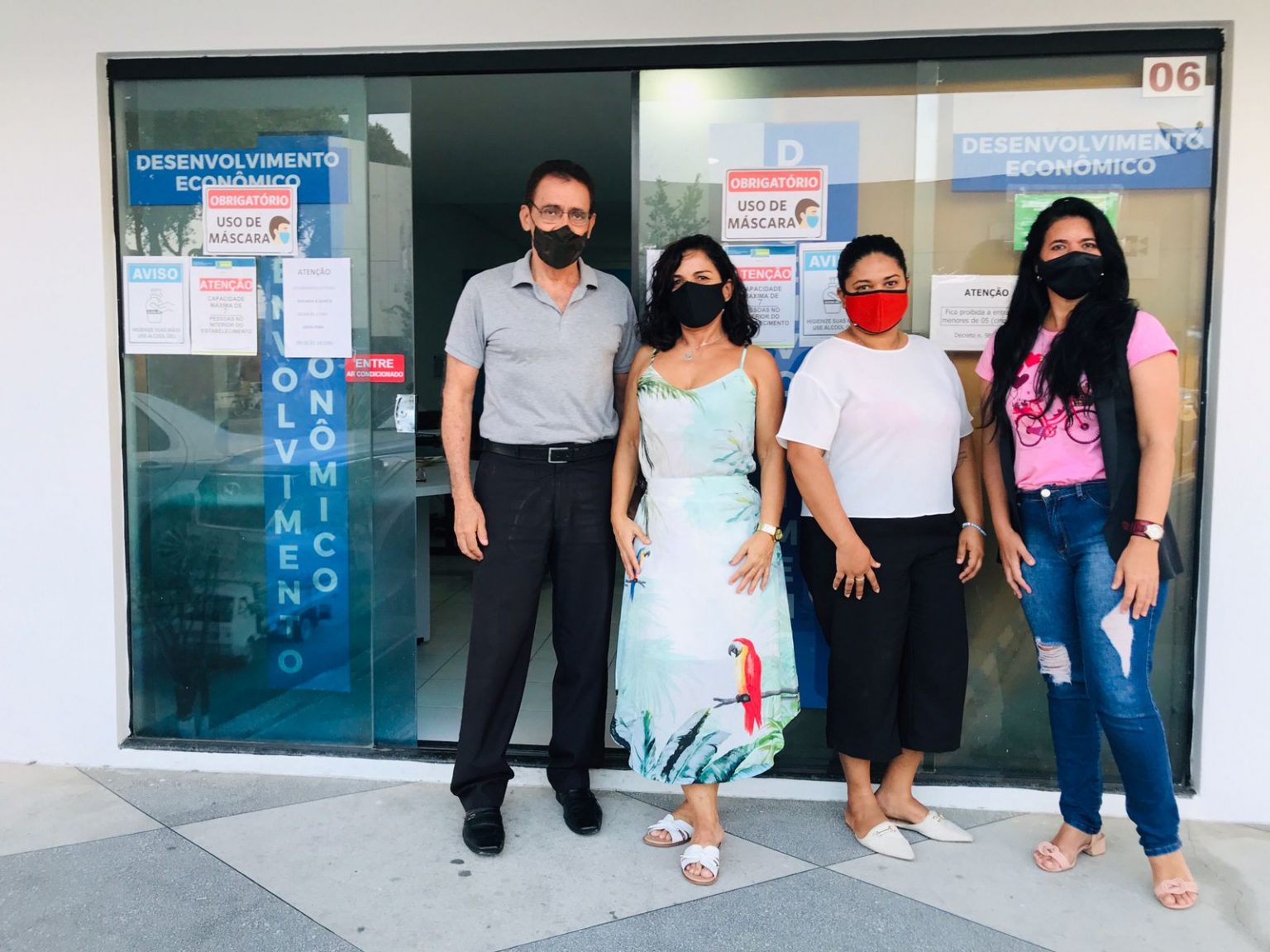 Secretaria de Desenvolvimento Econômico reforça importância do CrediBahia para empreendedores de Eunápolis 11
