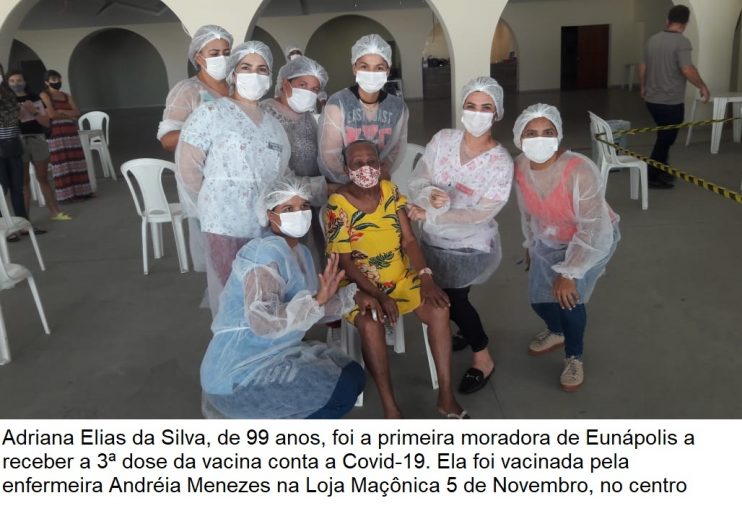 Secretaria de Saúde inicia aplicação da 3ª dose da vacina contra a Covid-19 em Eunápolis 21