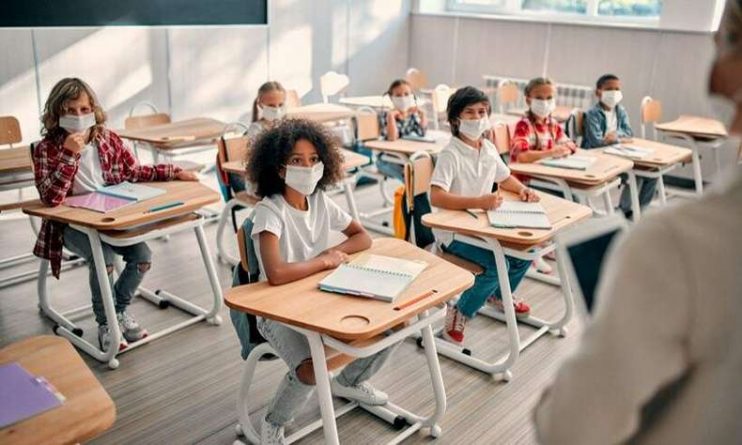 Resolução e parecer autorizam retomada das aulas presenciais nas redes pública e particular em Eunápolis 6