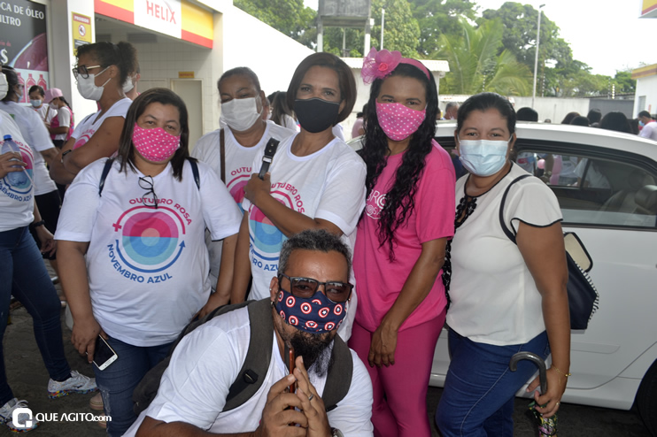 “Caminhada Rosa” reúne centenas de pessoas para alerta de prevenção ao câncer de mama em Eunápolis 44