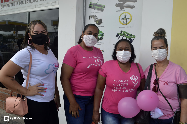 “Caminhada Rosa” reúne centenas de pessoas para alerta de prevenção ao câncer de mama em Eunápolis 45