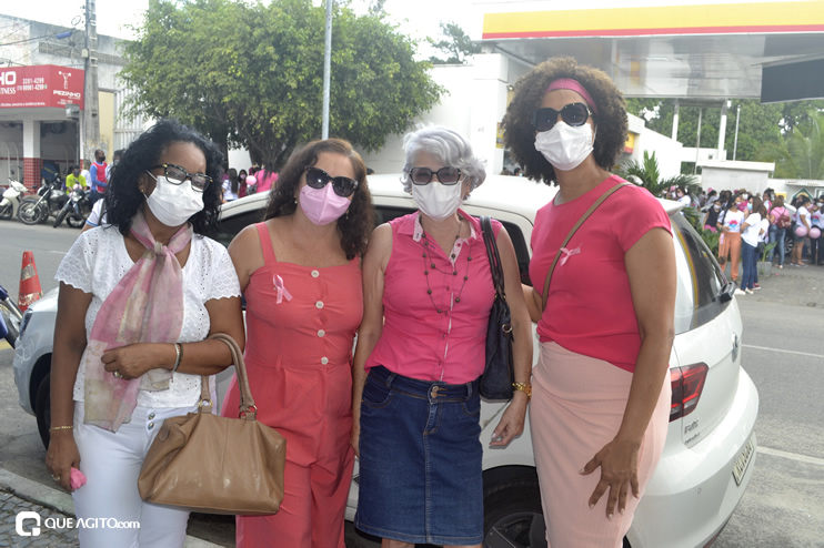 “Caminhada Rosa” reúne centenas de pessoas para alerta de prevenção ao câncer de mama em Eunápolis 59
