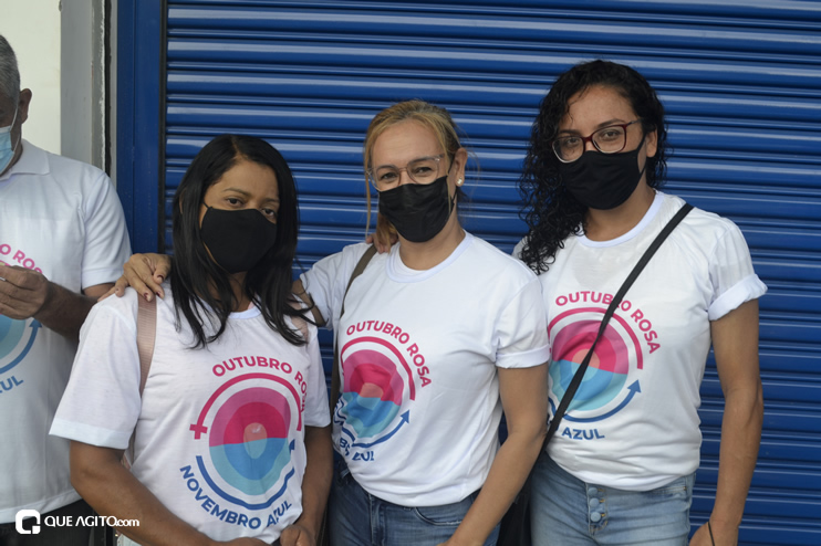 “Caminhada Rosa” reúne centenas de pessoas para alerta de prevenção ao câncer de mama em Eunápolis 49