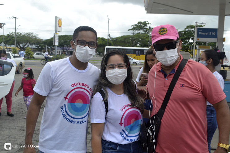 “Caminhada Rosa” reúne centenas de pessoas para alerta de prevenção ao câncer de mama em Eunápolis 94