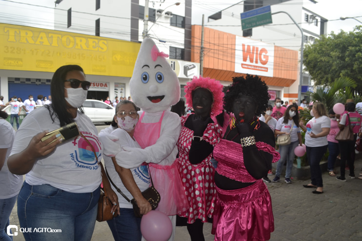 “Caminhada Rosa” reúne centenas de pessoas para alerta de prevenção ao câncer de mama em Eunápolis 111
