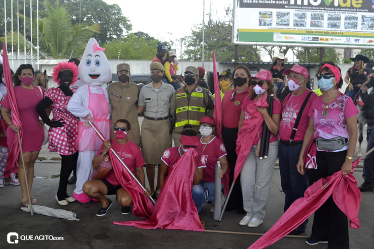 “Caminhada Rosa” reúne centenas de pessoas para alerta de prevenção ao câncer de mama em Eunápolis 122