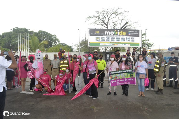“Caminhada Rosa” reúne centenas de pessoas para alerta de prevenção ao câncer de mama em Eunápolis 87