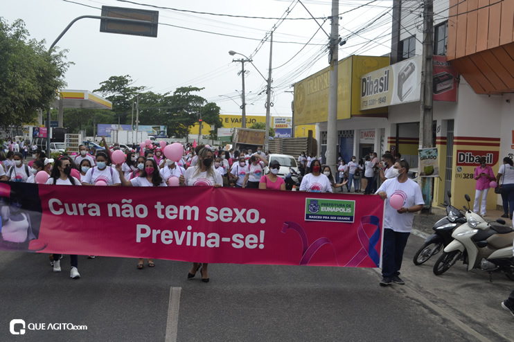 “Caminhada Rosa” reúne centenas de pessoas para alerta de prevenção ao câncer de mama em Eunápolis 125