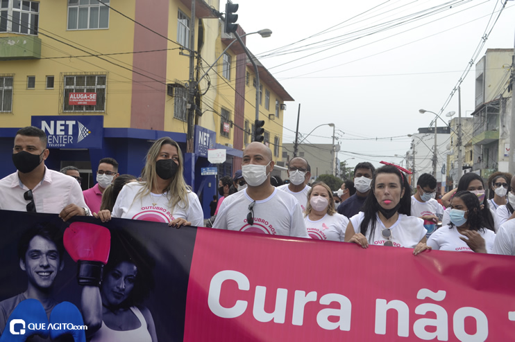 “Caminhada Rosa” reúne centenas de pessoas para alerta de prevenção ao câncer de mama em Eunápolis 133