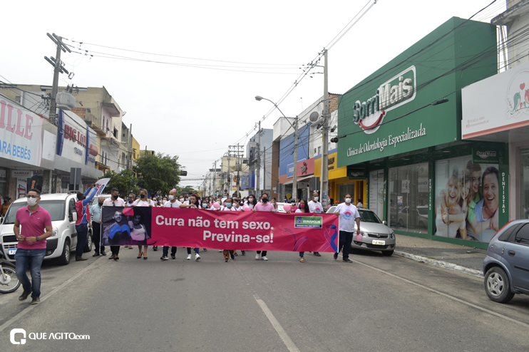 “Caminhada Rosa” reúne centenas de pessoas para alerta de prevenção ao câncer de mama em Eunápolis 98