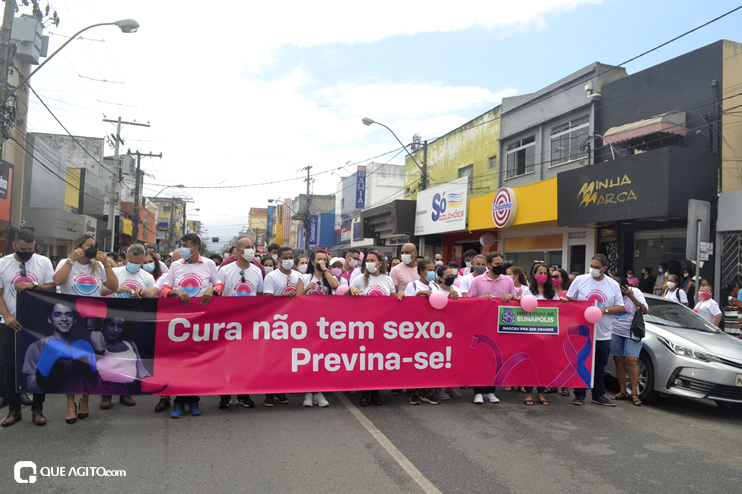 “Caminhada Rosa” reúne centenas de pessoas para alerta de prevenção ao câncer de mama em Eunápolis 131