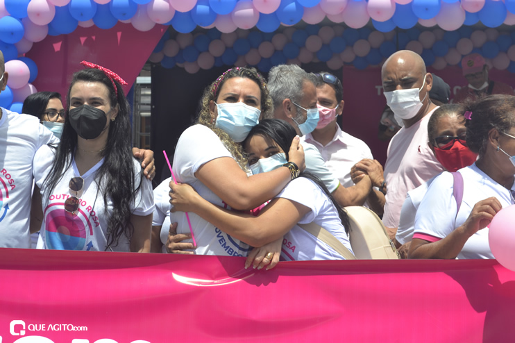 “Caminhada Rosa” reúne centenas de pessoas para alerta de prevenção ao câncer de mama em Eunápolis 124