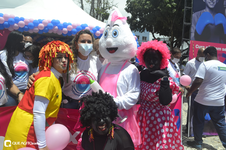 “Caminhada Rosa” reúne centenas de pessoas para alerta de prevenção ao câncer de mama em Eunápolis 143
