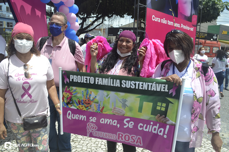 “Caminhada Rosa” reúne centenas de pessoas para alerta de prevenção ao câncer de mama em Eunápolis 183