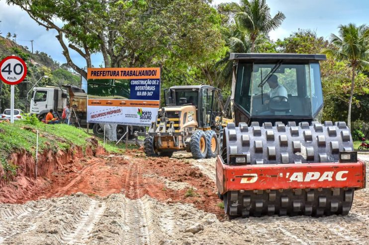 Prefeitura de Porto Seguro inicia grande projeto de mobilidade urbana na Orla Norte, com a construção de duas rotatórias 12