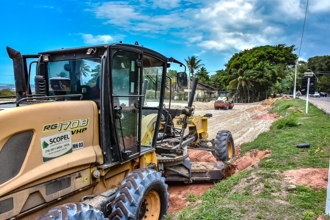 Prefeitura de Porto Seguro inicia grande projeto de mobilidade urbana na Orla Norte, com a construção de duas rotatórias 8