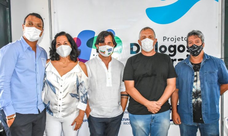 A Superintendência de Cultura de Porto Seguro lançou o Projeto Diálogos Culturais A Superintendência de Cultura de Porto Seguro lançou o Projeto Diálogos Culturais 6