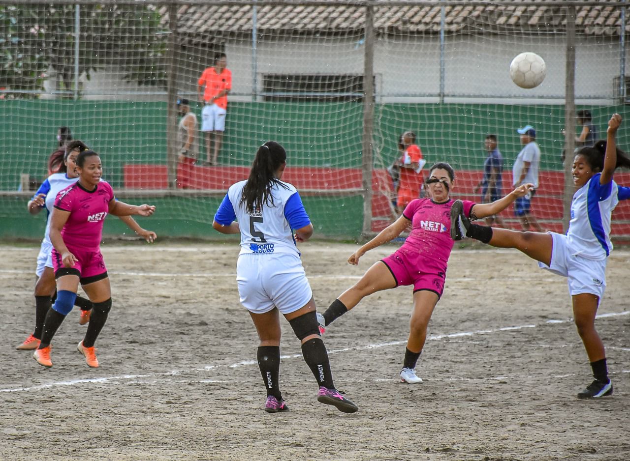 Abertura da Copa Guaiamum Feminina é marcada com show de bola 19
