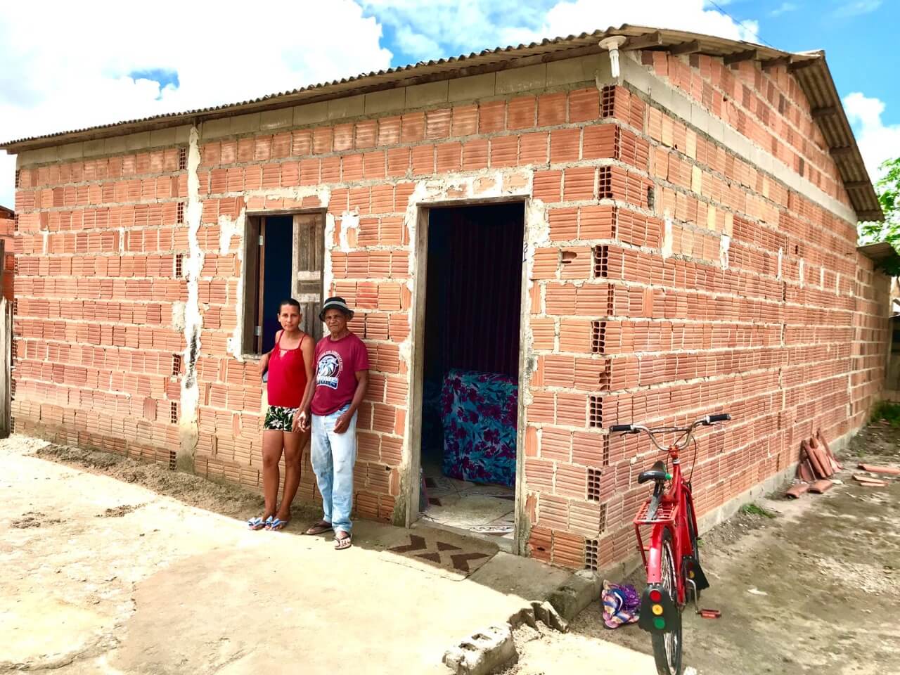 Secretaria de Meio Ambiente e Sustentabilidade faz levantamento no bairro Nacional para entrega de títulos da REURB 8