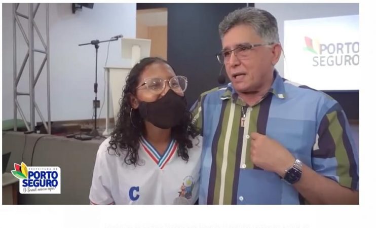 Prefeito Jânio Natal alinha apoio às demandas dos estudantes do Colégio Modelo 8