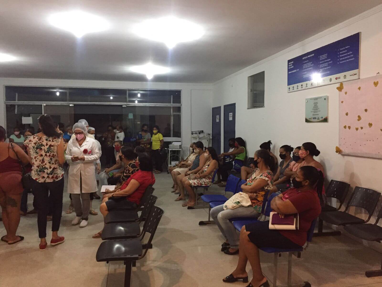 “Quarta-feira Rosa” reúne cerca de 70 mulheres em oferta de serviços de saúde no período noturno 5