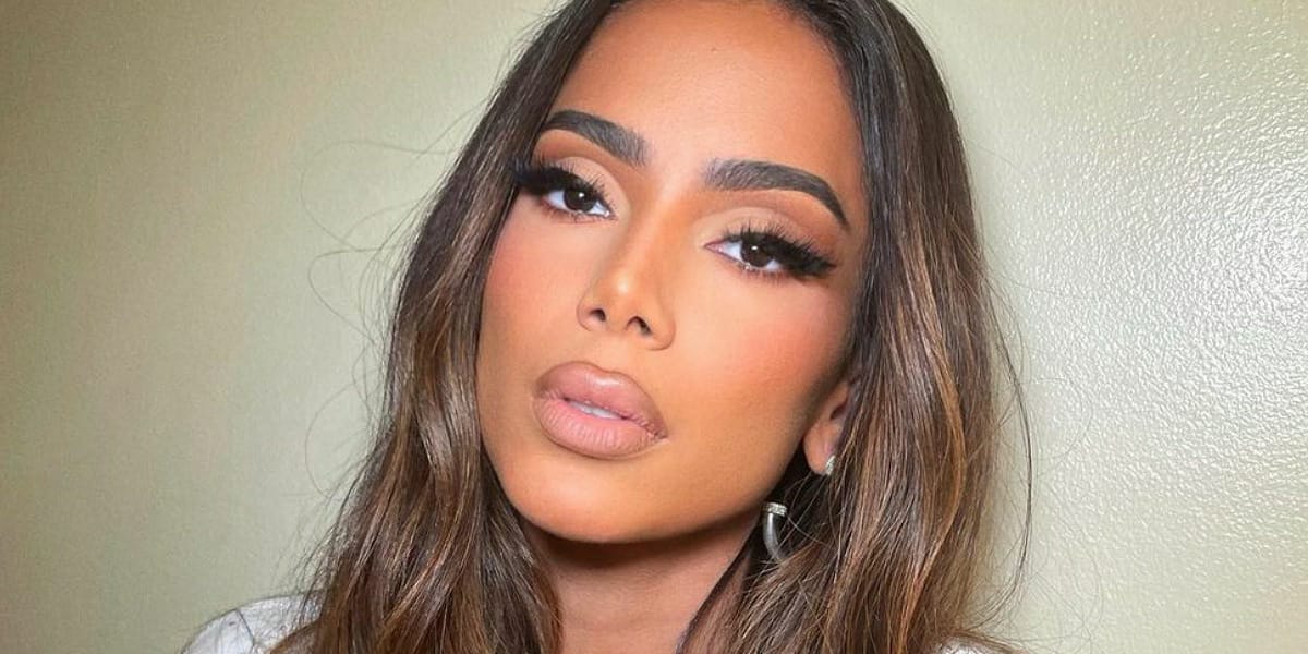 Anitta, morando fora do Brasil, desabafa pela falta de reconhecimento dos brasileiros 8