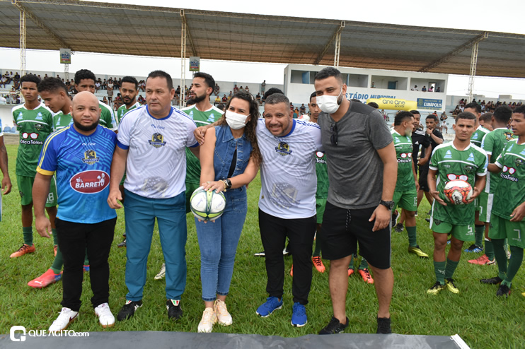 Prefeita Cordélia Torres prestigia final de campeonato de futebol que homenageou atleta Lucas Santana 81