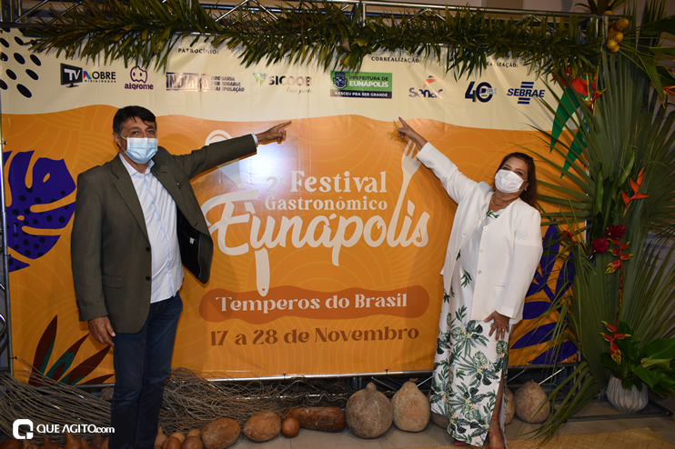 Prefeita Cordélia Torres e secretariado participam de abertura do 2º Festival Gastronômico de Eunápolis 14