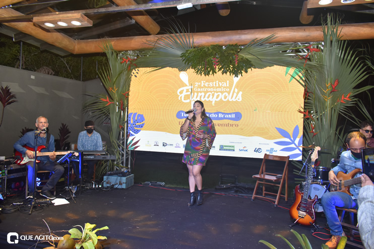 Prefeita Cordélia Torres e secretariado participam de abertura do 2º Festival Gastronômico de Eunápolis 61