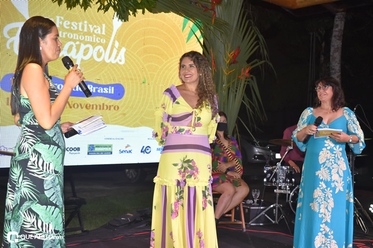 Prefeita Cordélia Torres e secretariado participam de abertura do 2º Festival Gastronômico de Eunápolis 89