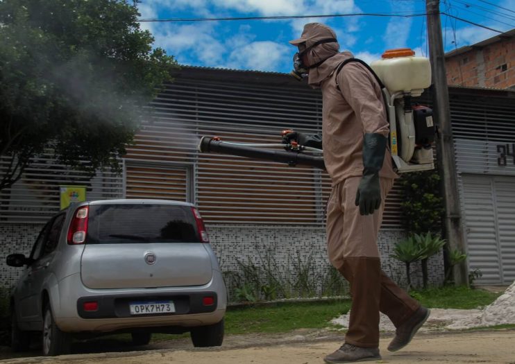 "Todos Contra o Mosquito" elimina focos de proliferação do Aedes Aegypti no bairro Motor 4