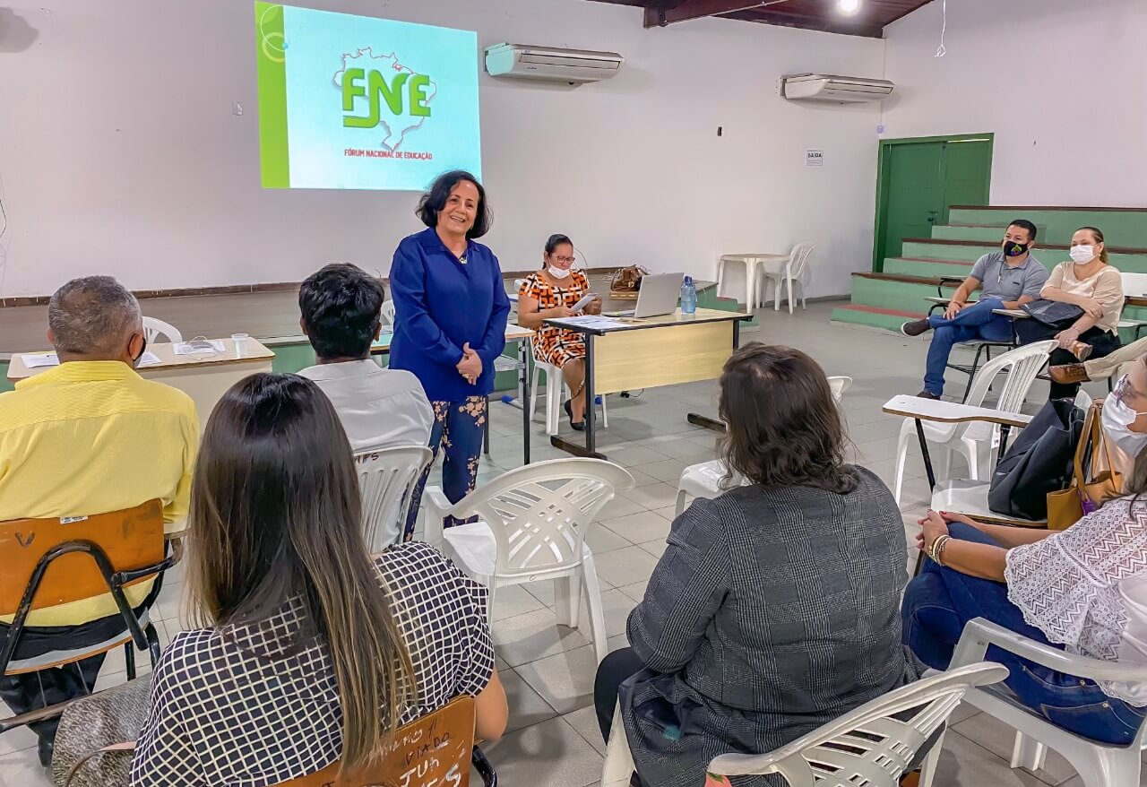 Empossado o Fórum Municipal de Educação de Porto Seguro 5