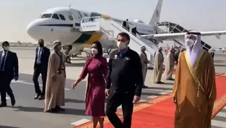 Bolsonaro chega a Dubai para semana de agenda no Oriente Médio 7