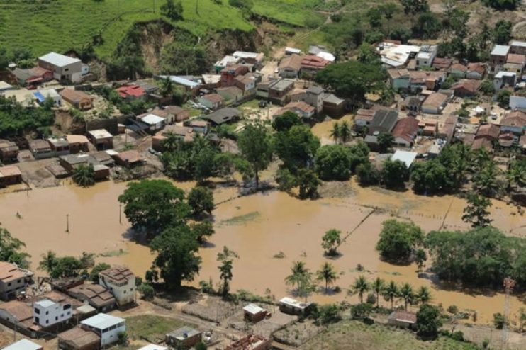 Saúde destina R$ 12,7 mi a cidades afetadas pelas chuvas na BA 12