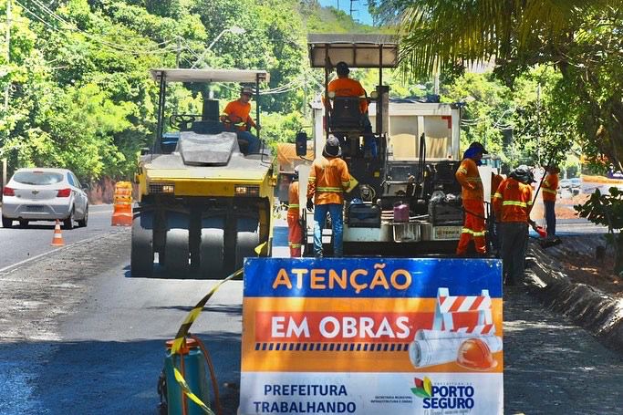 Rotatória na Orla Norte recebe asfalto 13