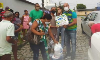 Prefeitura de Eunápolis inicia segunda etapa e distribui mil cestas básicas e kits com itens de higiene e limpeza 30