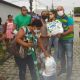 Prefeitura de Eunápolis inicia segunda etapa e distribui mil cestas básicas e kits com itens de higiene e limpeza 31