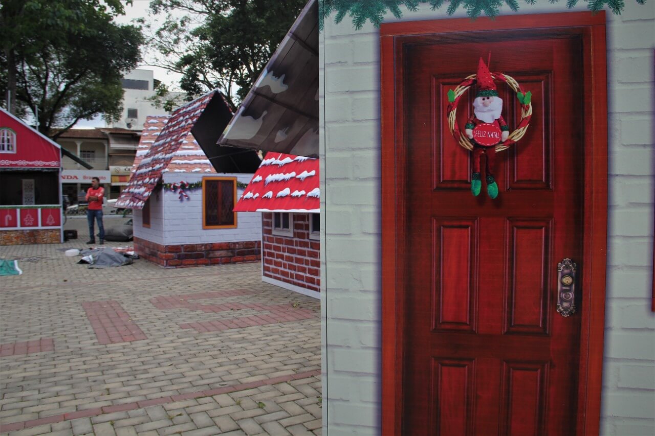 “Sons de Natal”: Prefeitura de Eunápolis realiza abertura do evento natalino nesta quinta-feira na Praça do Pequi 212