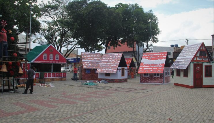 “Sons de Natal”: Prefeitura de Eunápolis realiza abertura do evento natalino nesta quinta-feira na Praça do Pequi 7