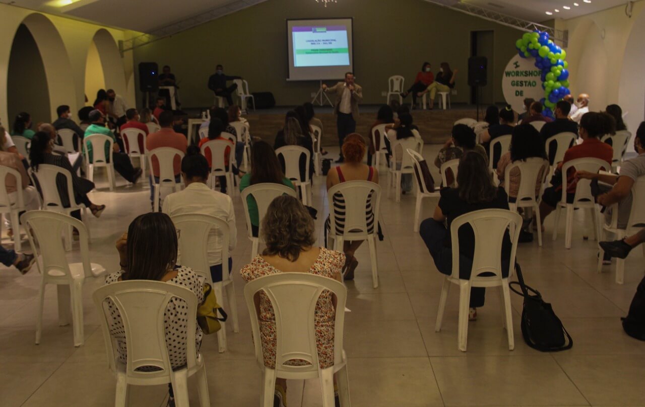 Secretaria de Gestão realiza I Workshop de Gestão de Recursos Humanos em Eunápolis 21